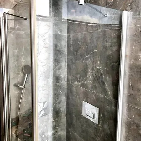 Διαμέρισμα Secured Lux 2 + 1 - Gym, Sauna & Parking