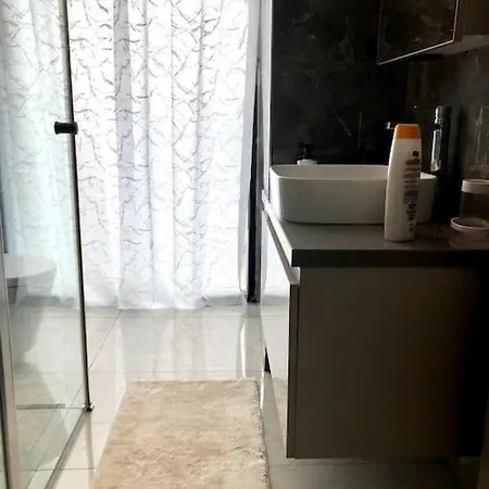 Secured Lux 2 + 1 - Gym, Sauna & Parking * Istanbul