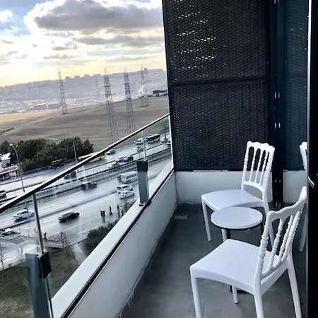 Secured Lux 2 + 1 - Gym, Sauna & Parking Apartment *