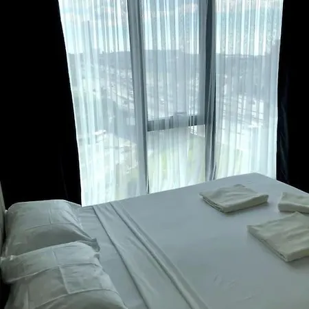 Apartment Secured Lux 2 + 1 - Gym, Sauna & Parking Istanbul