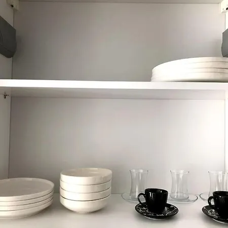 Secured Lux 2 + 1 - Gym, Sauna & Parking * Istanbul