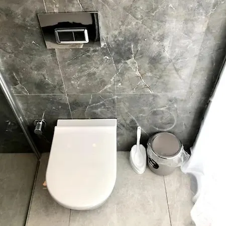 Secured Lux 2 + 1 - Gym, Sauna & Parking Apartment